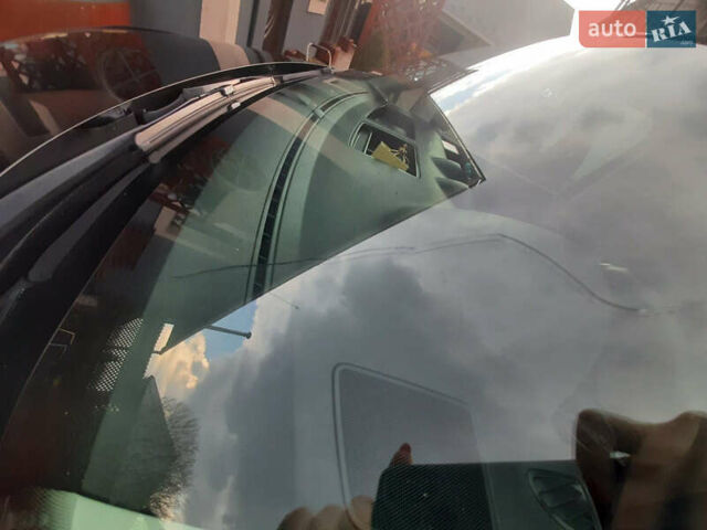 Черный Фольксваген Кадди, объемом двигателя 1.6 л и пробегом 236 тыс. км за 9300 $, фото 10 на Automoto.ua