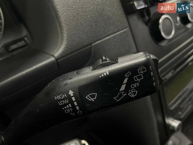 Чорний Фольксваген Кадді, об'ємом двигуна 1.6 л та пробігом 248 тис. км за 10490 $, фото 21 на Automoto.ua