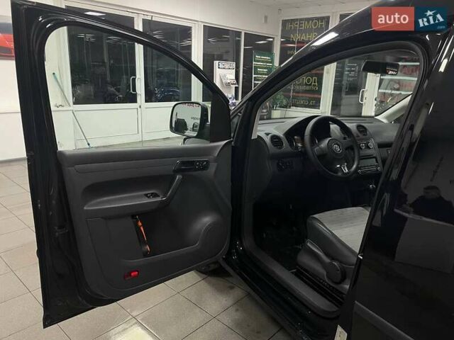 Чорний Фольксваген Кадді, об'ємом двигуна 1.6 л та пробігом 248 тис. км за 10490 $, фото 14 на Automoto.ua