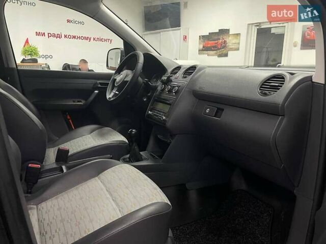 Чорний Фольксваген Кадді, об'ємом двигуна 1.6 л та пробігом 248 тис. км за 10490 $, фото 27 на Automoto.ua