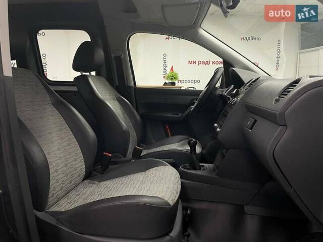 Чорний Фольксваген Кадді, об'ємом двигуна 1.6 л та пробігом 248 тис. км за 10490 $, фото 28 на Automoto.ua