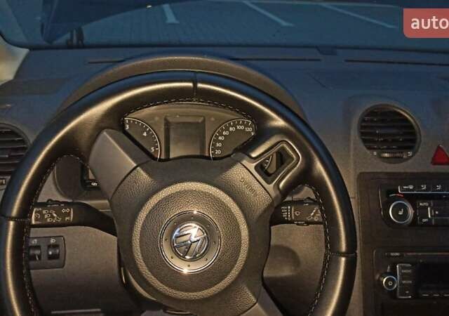 Чорний Фольксваген Кадді, об'ємом двигуна 1.6 л та пробігом 286 тис. км за 9500 $, фото 9 на Automoto.ua