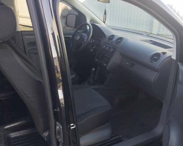 Черный Фольксваген Кадди, объемом двигателя 1.6 л и пробегом 221 тыс. км за 8700 $, фото 10 на Automoto.ua