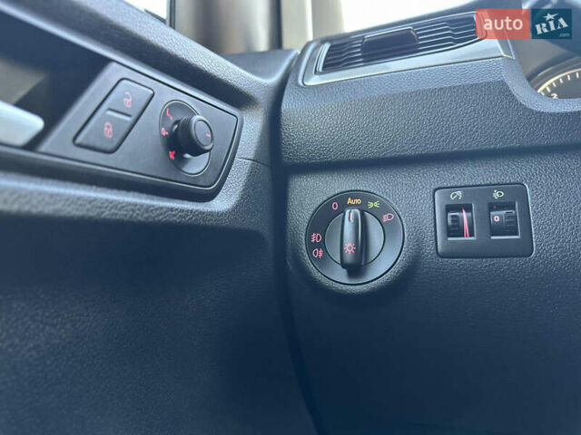 Черный Фольксваген Кадди, объемом двигателя 2 л и пробегом 192 тыс. км за 15950 $, фото 40 на Automoto.ua