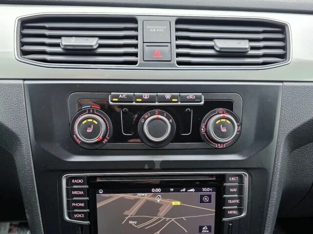 Черный Фольксваген Кадди, объемом двигателя 2 л и пробегом 247 тыс. км за 8050 $, фото 22 на Automoto.ua