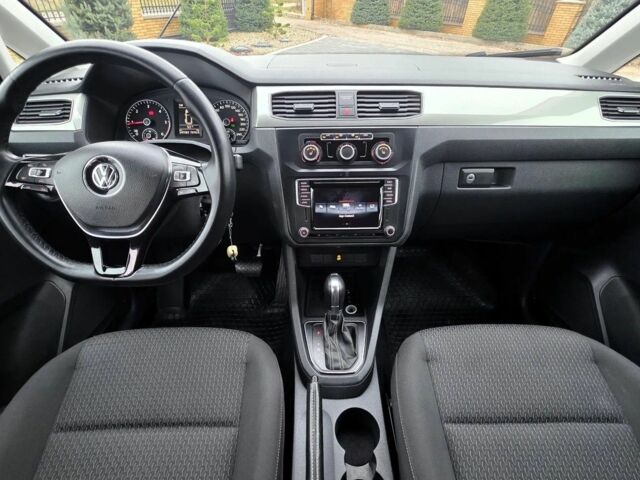 Черный Фольксваген Кадди, объемом двигателя 2 л и пробегом 247 тыс. км за 8050 $, фото 19 на Automoto.ua