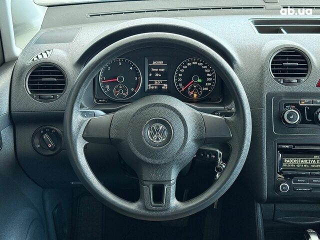 Чорний Фольксваген Кадді, об'ємом двигуна 1.6 л та пробігом 210 тис. км за 10640 $, фото 16 на Automoto.ua
