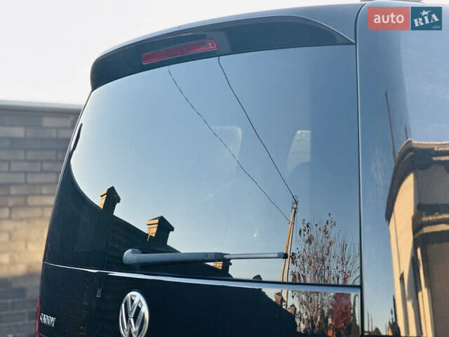 Черный Фольксваген Кадди, объемом двигателя 2 л и пробегом 192 тыс. км за 15950 $, фото 21 на Automoto.ua