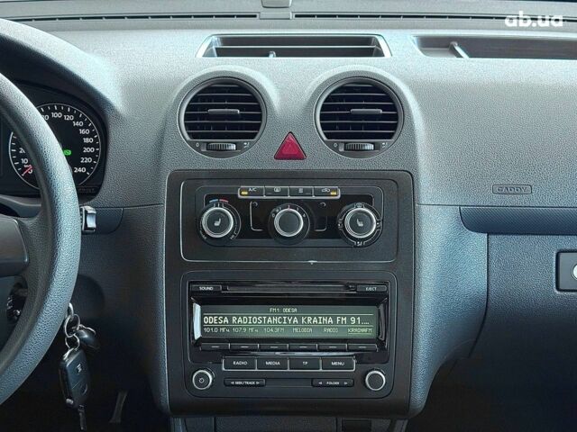 Чорний Фольксваген Кадді, об'ємом двигуна 1.6 л та пробігом 210 тис. км за 10640 $, фото 19 на Automoto.ua