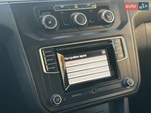 Черный Фольксваген Кадди, объемом двигателя 2 л и пробегом 192 тыс. км за 15950 $, фото 39 на Automoto.ua