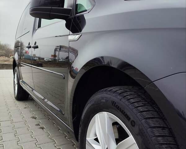 Черный Фольксваген Кадди, объемом двигателя 1.97 л и пробегом 274 тыс. км за 17800 $, фото 40 на Automoto.ua