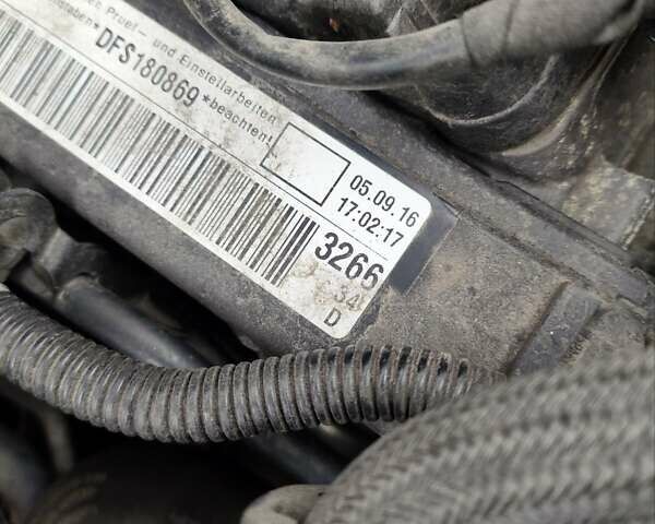 Черный Фольксваген Кадди, объемом двигателя 1.97 л и пробегом 274 тыс. км за 17800 $, фото 88 на Automoto.ua