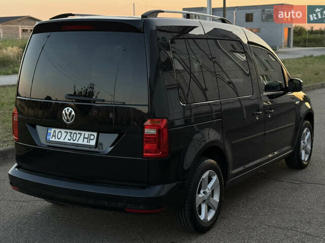 Черный Фольксваген Кадди, объемом двигателя 1.97 л и пробегом 273 тыс. км за 14200 $, фото 5 на Automoto.ua