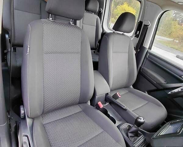 Чорний Фольксваген Кадді, об'ємом двигуна 2 л та пробігом 237 тис. км за 14800 $, фото 19 на Automoto.ua