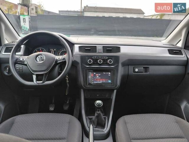 Чорний Фольксваген Кадді, об'ємом двигуна 2 л та пробігом 237 тис. км за 14800 $, фото 25 на Automoto.ua