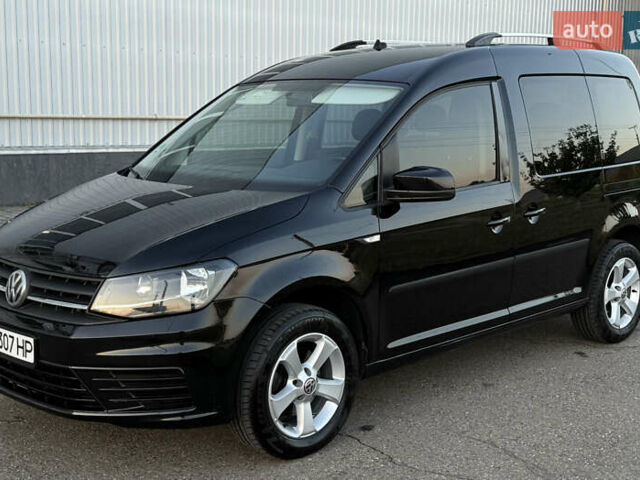 Черный Фольксваген Кадди, объемом двигателя 1.97 л и пробегом 273 тыс. км за 14200 $, фото 2 на Automoto.ua