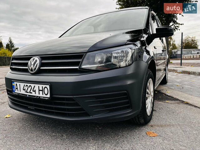 Черный Фольксваген Кадди, объемом двигателя 1.97 л и пробегом 237 тыс. км за 16500 $, фото 2 на Automoto.ua