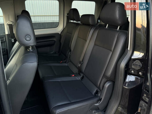 Черный Фольксваген Кадди, объемом двигателя 1.97 л и пробегом 273 тыс. км за 14200 $, фото 12 на Automoto.ua