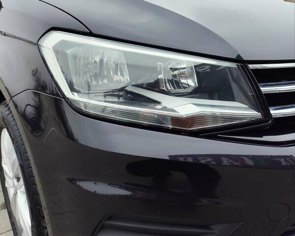 Черный Фольксваген Кадди, объемом двигателя 1.97 л и пробегом 274 тыс. км за 17800 $, фото 42 на Automoto.ua