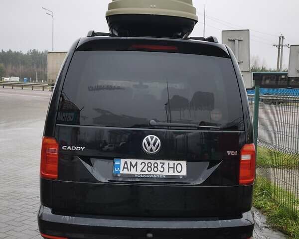 Черный Фольксваген Кадди, объемом двигателя 1.97 л и пробегом 274 тыс. км за 15000 $, фото 2 на Automoto.ua