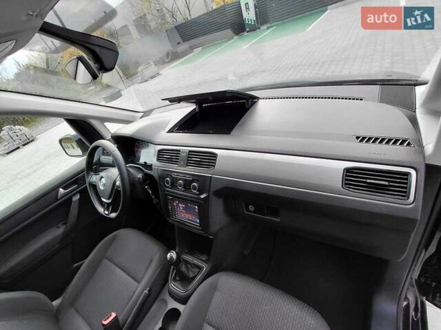 Чорний Фольксваген Кадді, об'ємом двигуна 2 л та пробігом 237 тис. км за 14800 $, фото 28 на Automoto.ua