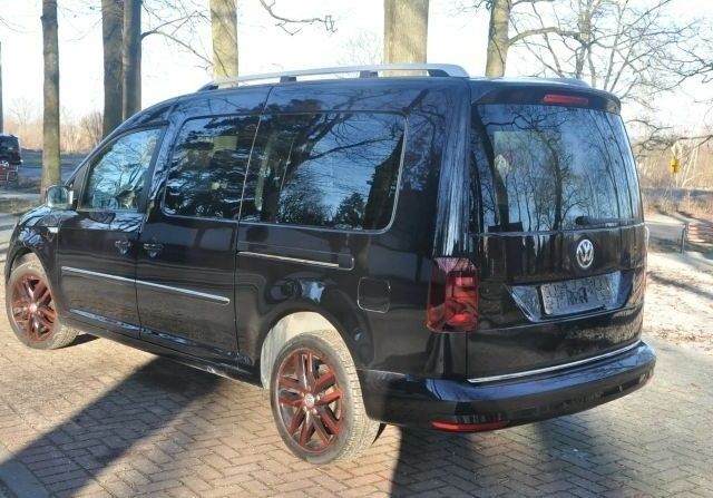 Чорний Фольксваген Кадді, об'ємом двигуна 2 л та пробігом 160 тис. км за 8900 $, фото 6 на Automoto.ua