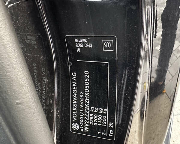 Черный Фольксваген Кадди, объемом двигателя 1.97 л и пробегом 237 тыс. км за 16500 $, фото 39 на Automoto.ua