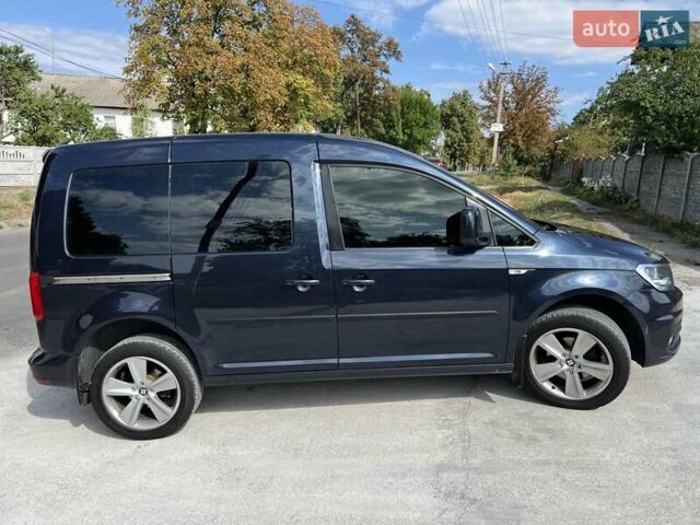 Черный Фольксваген Кадди, объемом двигателя 1.97 л и пробегом 230 тыс. км за 17800 $, фото 14 на Automoto.ua