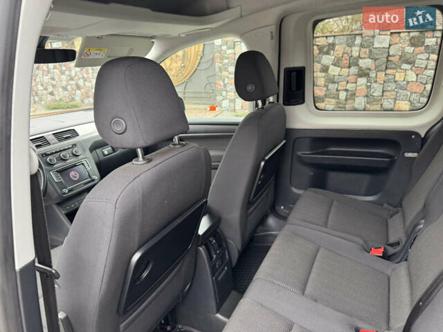 Чорний Фольксваген Кадді, об'ємом двигуна 1.4 л та пробігом 277 тис. км за 16300 $, фото 45 на Automoto.ua