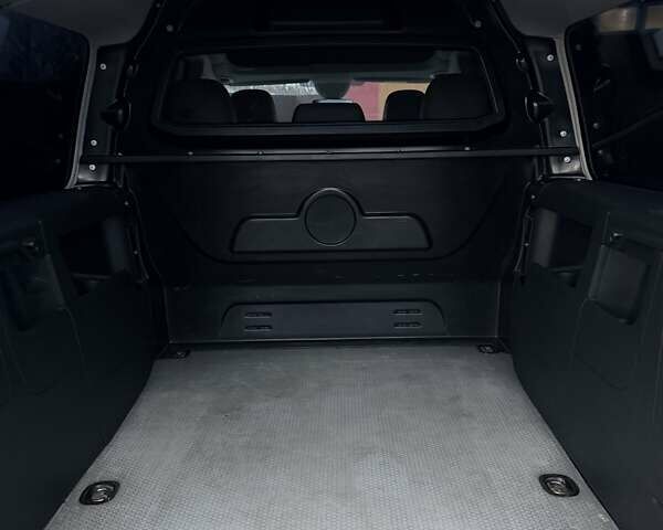 Черный Фольксваген Кадди, объемом двигателя 1.97 л и пробегом 138 тыс. км за 19950 $, фото 26 на Automoto.ua