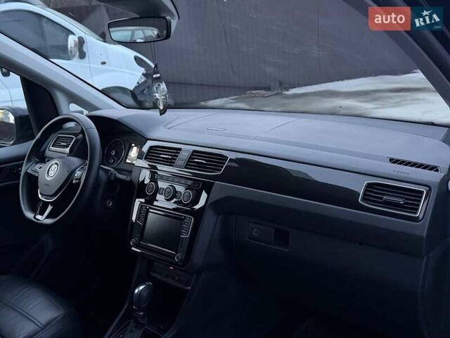 Черный Фольксваген Кадди, объемом двигателя 1.97 л и пробегом 138 тыс. км за 19950 $, фото 35 на Automoto.ua