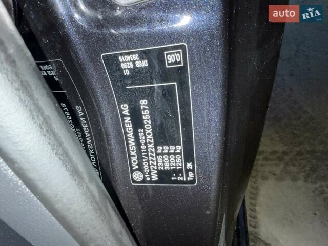 Черный Фольксваген Кадди, объемом двигателя 1.97 л и пробегом 138 тыс. км за 19950 $, фото 22 на Automoto.ua