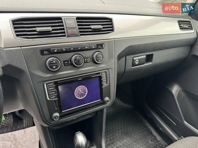 Чорний Фольксваген Кадді, об'ємом двигуна 1.4 л та пробігом 277 тис. км за 16300 $, фото 42 на Automoto.ua