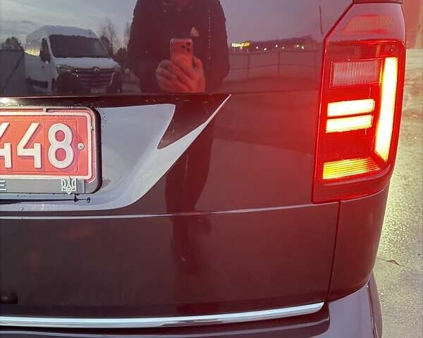 Черный Фольксваген Кадди, объемом двигателя 1.97 л и пробегом 138 тыс. км за 19950 $, фото 7 на Automoto.ua