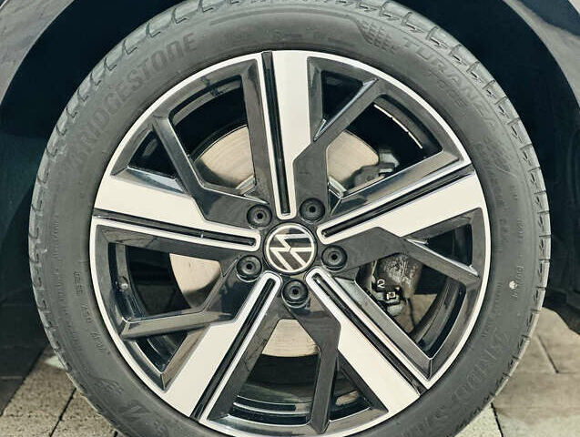 Черный Фольксваген Кадди, объемом двигателя 2 л и пробегом 155 тыс. км за 26950 $, фото 98 на Automoto.ua