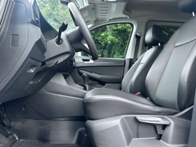 Черный Фольксваген Кадди, объемом двигателя 2 л и пробегом 21 тыс. км за 6800 $, фото 7 на Automoto.ua