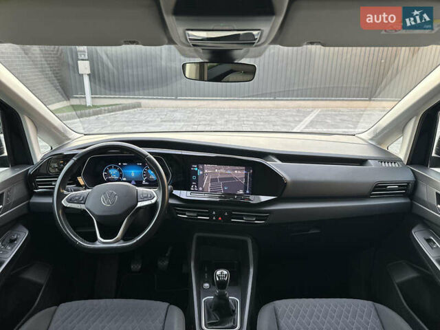 Черный Фольксваген Кадди, объемом двигателя 2 л и пробегом 155 тыс. км за 26950 $, фото 35 на Automoto.ua