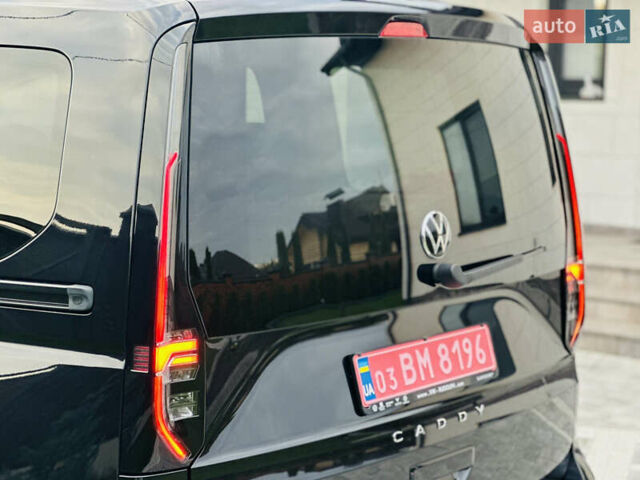 Черный Фольксваген Кадди, объемом двигателя 2 л и пробегом 155 тыс. км за 26950 $, фото 24 на Automoto.ua