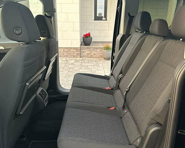 Черный Фольксваген Кадди, объемом двигателя 2 л и пробегом 155 тыс. км за 26950 $, фото 92 на Automoto.ua