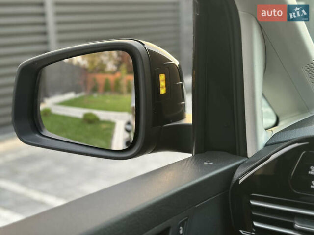 Черный Фольксваген Кадди, объемом двигателя 2 л и пробегом 155 тыс. км за 26950 $, фото 87 на Automoto.ua