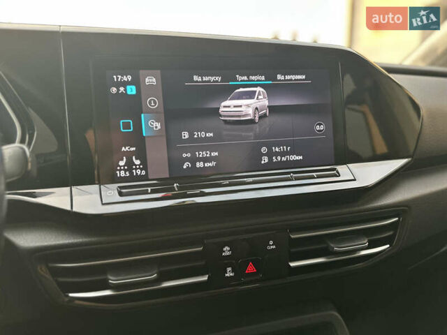 Черный Фольксваген Кадди, объемом двигателя 2 л и пробегом 155 тыс. км за 26950 $, фото 62 на Automoto.ua