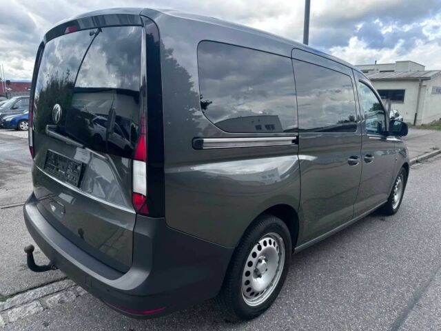 Черный Фольксваген Кадди, объемом двигателя 2 л и пробегом 21 тыс. км за 6800 $, фото 3 на Automoto.ua