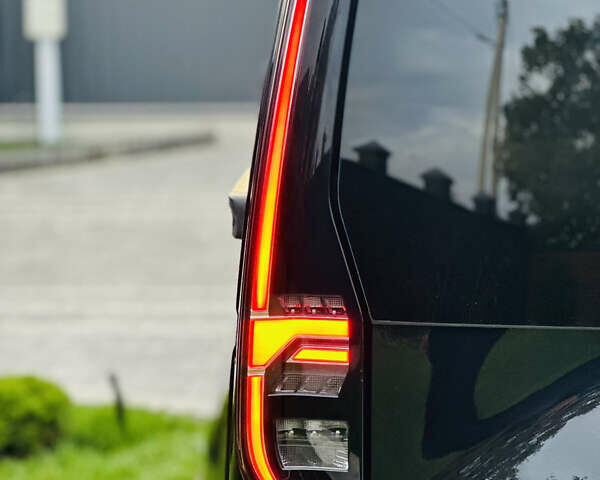 Черный Фольксваген Кадди, объемом двигателя 2 л и пробегом 155 тыс. км за 26950 $, фото 29 на Automoto.ua