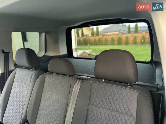 Черный Фольксваген Кадди, объемом двигателя 2 л и пробегом 155 тыс. км за 26950 $, фото 93 на Automoto.ua