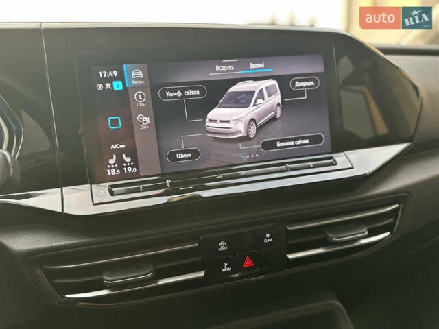 Черный Фольксваген Кадди, объемом двигателя 2 л и пробегом 155 тыс. км за 26950 $, фото 64 на Automoto.ua