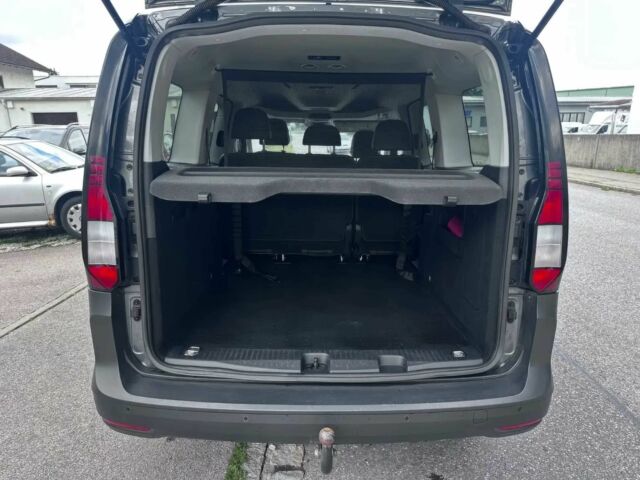 Черный Фольксваген Кадди, объемом двигателя 2 л и пробегом 21 тыс. км за 6800 $, фото 9 на Automoto.ua