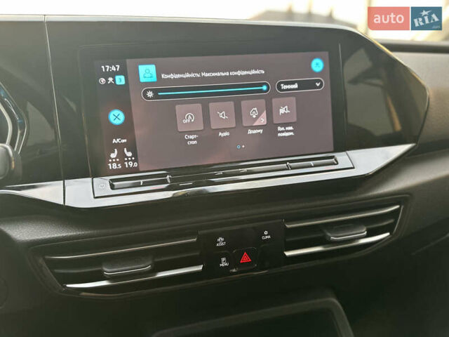 Черный Фольксваген Кадди, объемом двигателя 2 л и пробегом 155 тыс. км за 26950 $, фото 58 на Automoto.ua