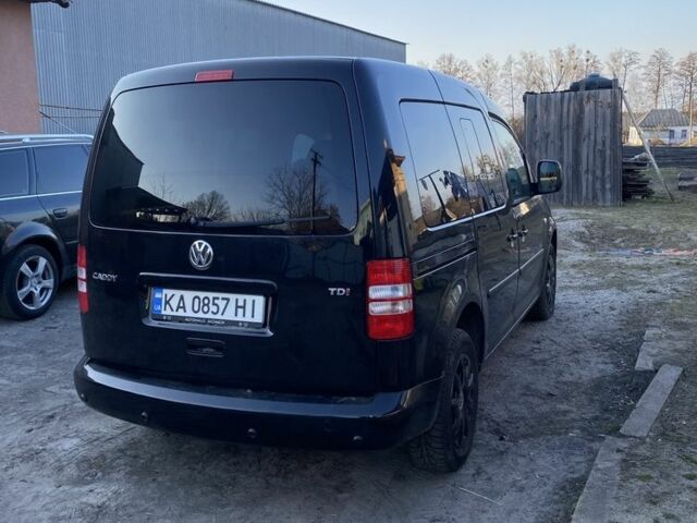 Чорний Фольксваген Кадді, об'ємом двигуна 1.6 л та пробігом 321 тис. км за 8000 $, фото 4 на Automoto.ua