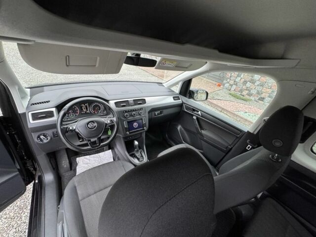 Чорний Фольксваген Кадді, об'ємом двигуна 1.4 л та пробігом 277 тис. км за 16300 $, фото 17 на Automoto.ua