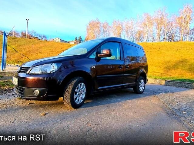 Фіолетовий Фольксваген Кадді, об'ємом двигуна 1.6 л та пробігом 270 тис. км за 8500 $, фото 2 на Automoto.ua